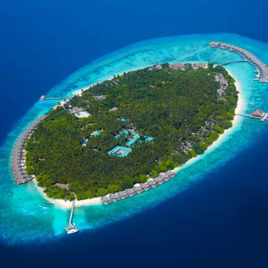 Dusit_Thani_Maldives_Malediven_Spezialist_Slider_13