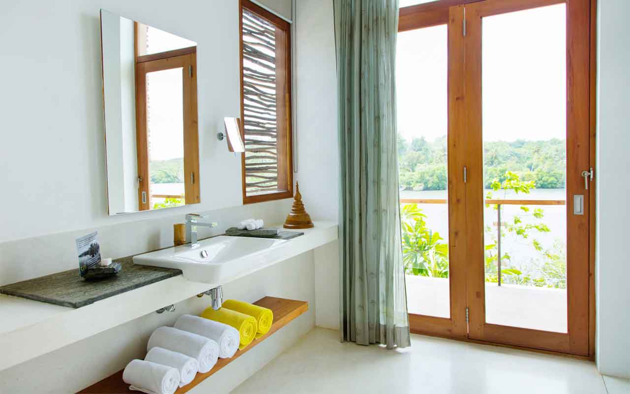 Tri_Koggala_Sri_Lanka_Spezialist_Zimmer_Lake_Villa_3